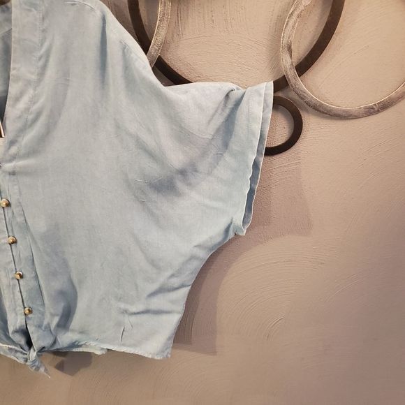 Style Envy tie front Jean Top - Picture 4 of 5